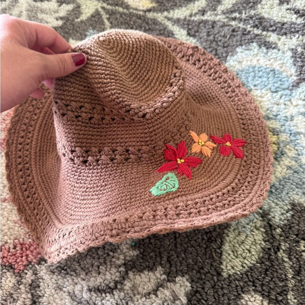 Roxy Mauve-Pink Crocheted Hat with Embroidered Accent - Picture 1 of 3